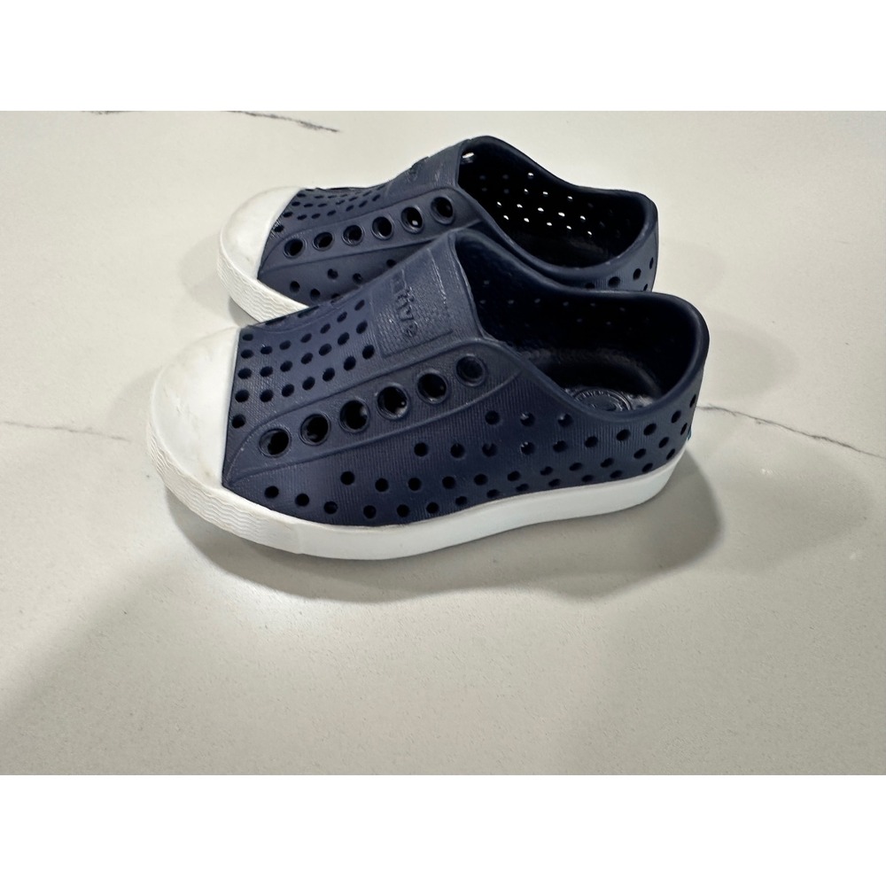 Native Jefferson Kids Navy Blue White Slip On EVA Water Shoes Size C4